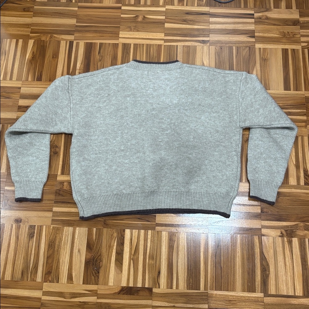 LUNA IVY Sweater - Picture 2 of 3